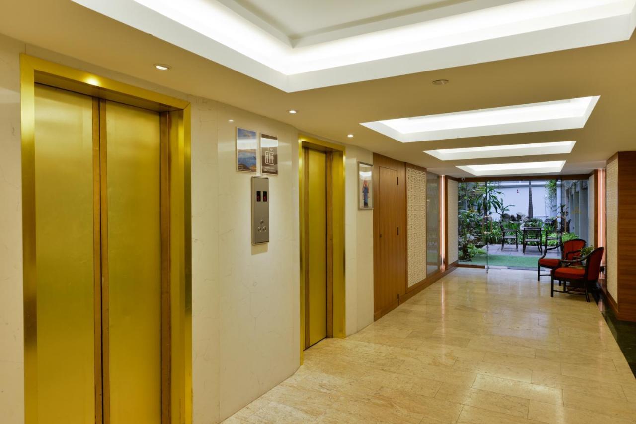 Отель Arawana Regency Park Sukhumvit 4*