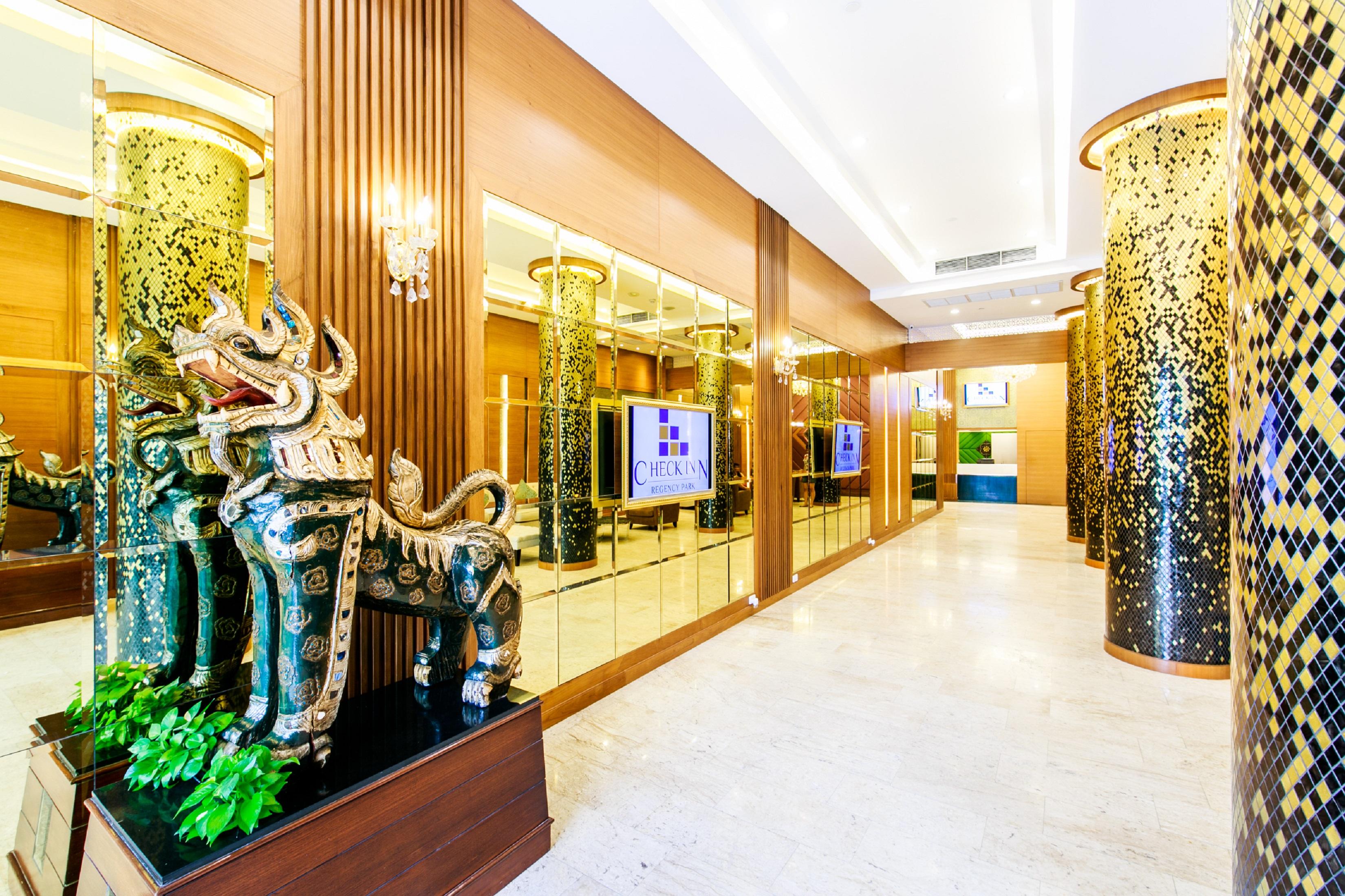 โรงแรม เอราวาณา รีเจนซี ปาร์ค สุขุมวิท กรุงเทพมหานคร
