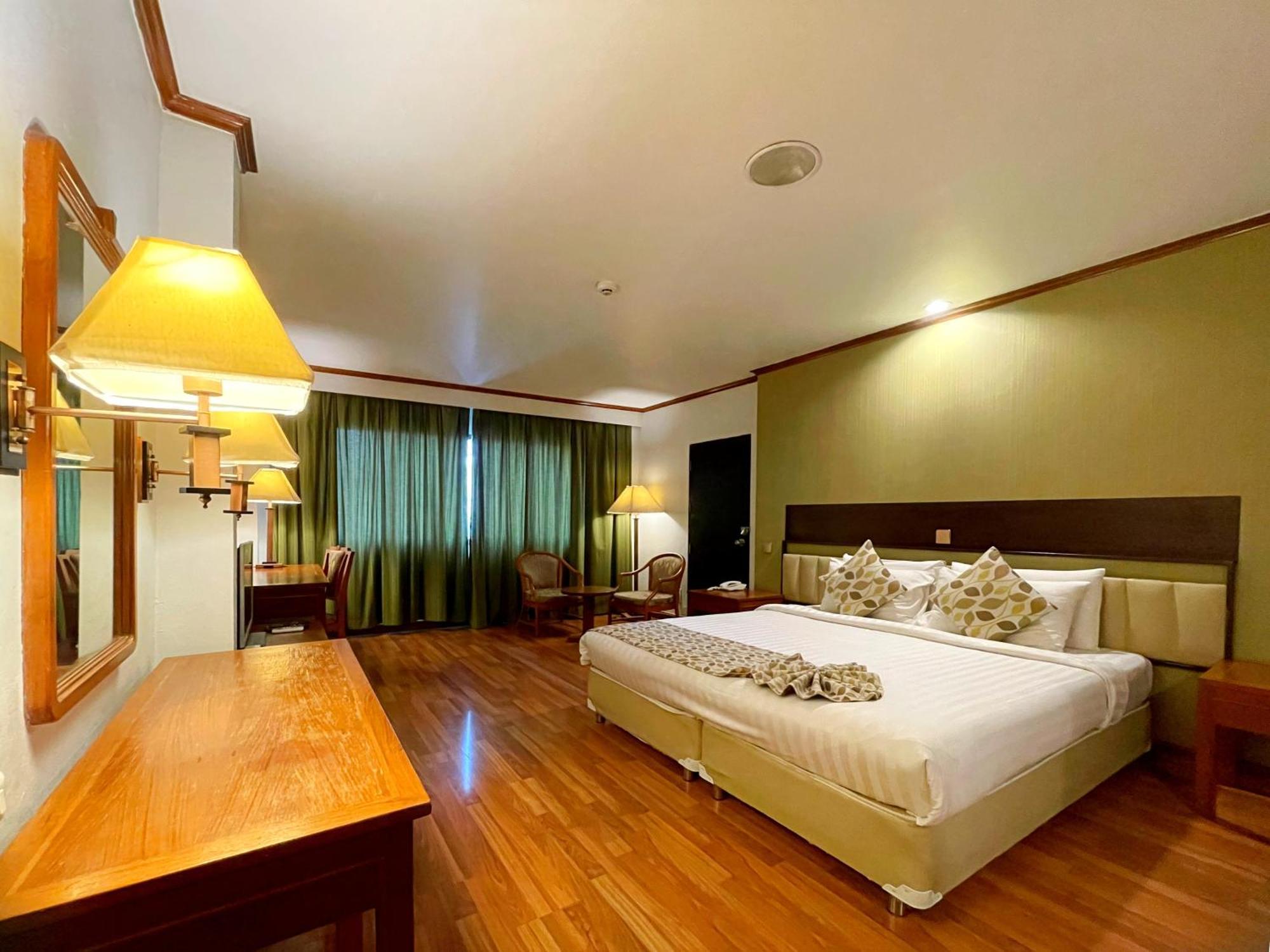 เอราวาณา รีเจนซี ปาร์ค สุขุมวิท 4* กรุงเทพมหานคร